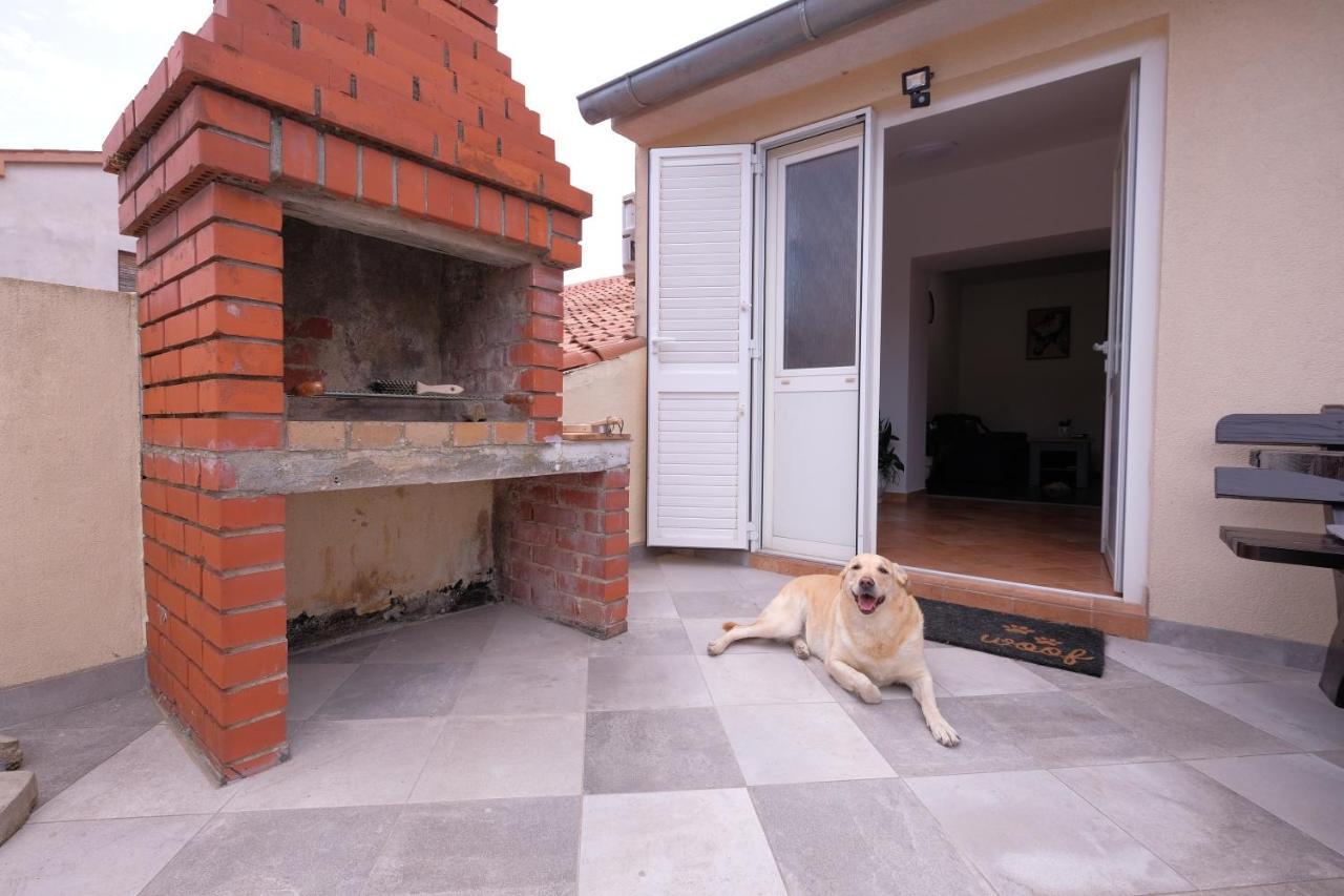 Apartment Klea - Cosy, Near City Center Pula Exterior foto